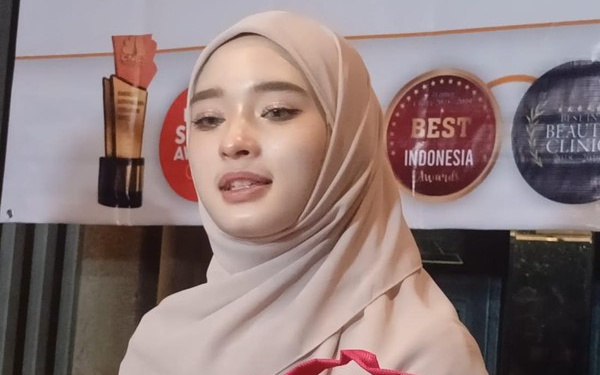 Inara Rusli Penuhi Permintaan Lepas Cadar, Virgoun Diharapkan Berubah Pikiran Soal Cerai