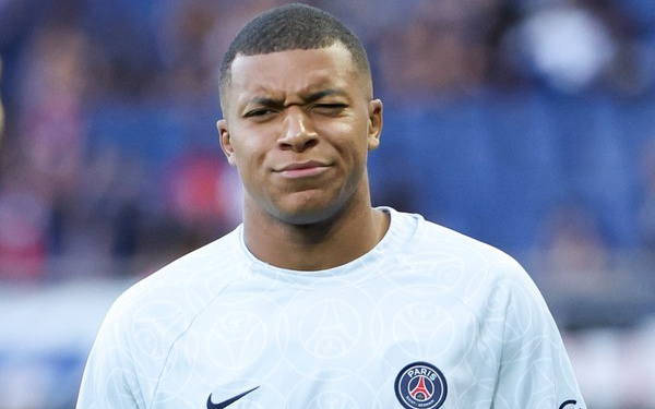 Berani Jual Kylian Mbappe, PSG?