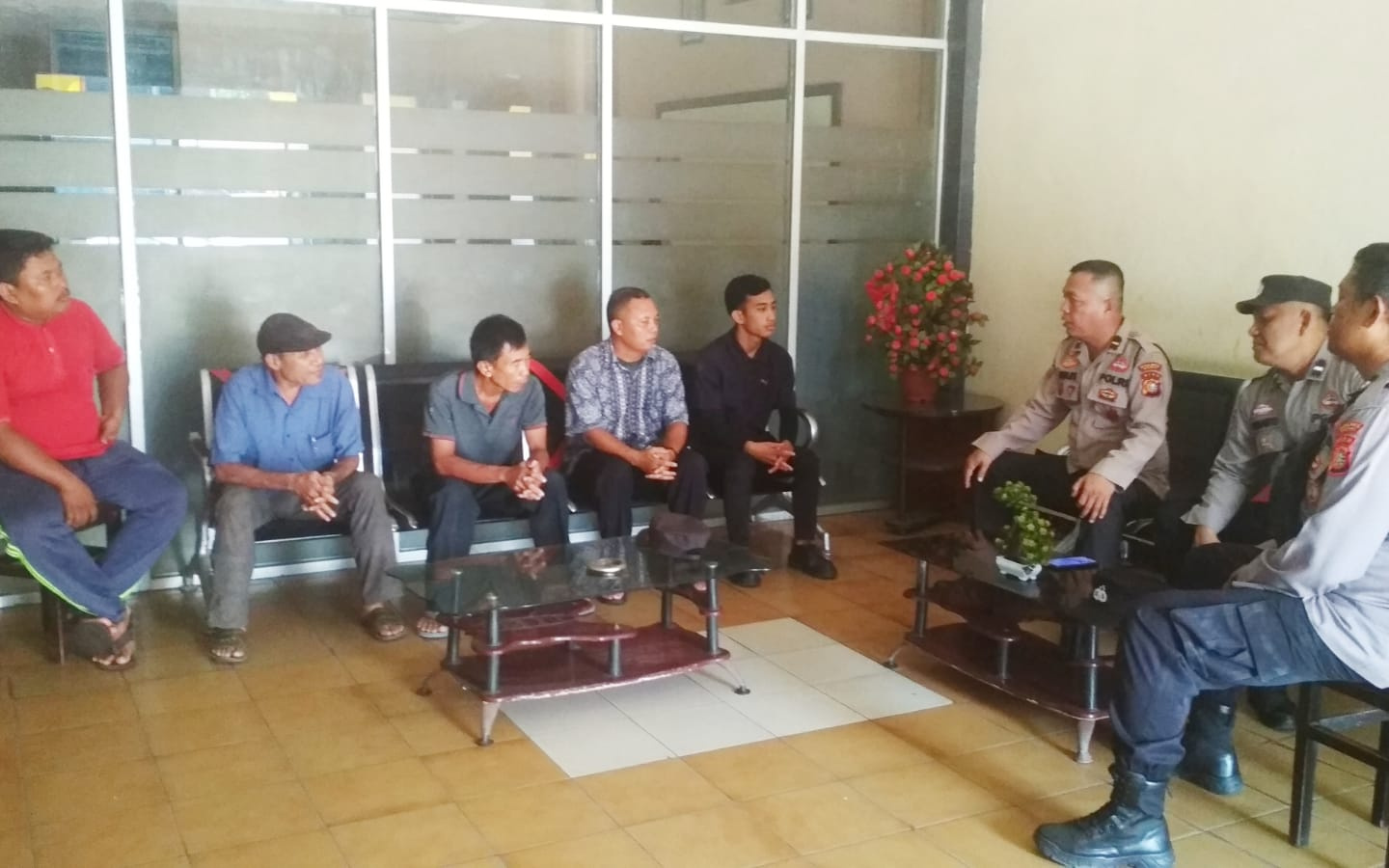 Mempererat Silaturahmi, Polres Dumai Kembali Laksanakan Jumat Curhat