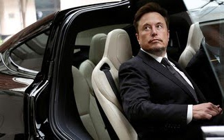 Elon Musk Kembali Jadi Orang Terkaya di Dunia