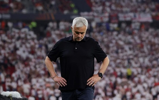 Jose Mourinho Didakwa UEFA!