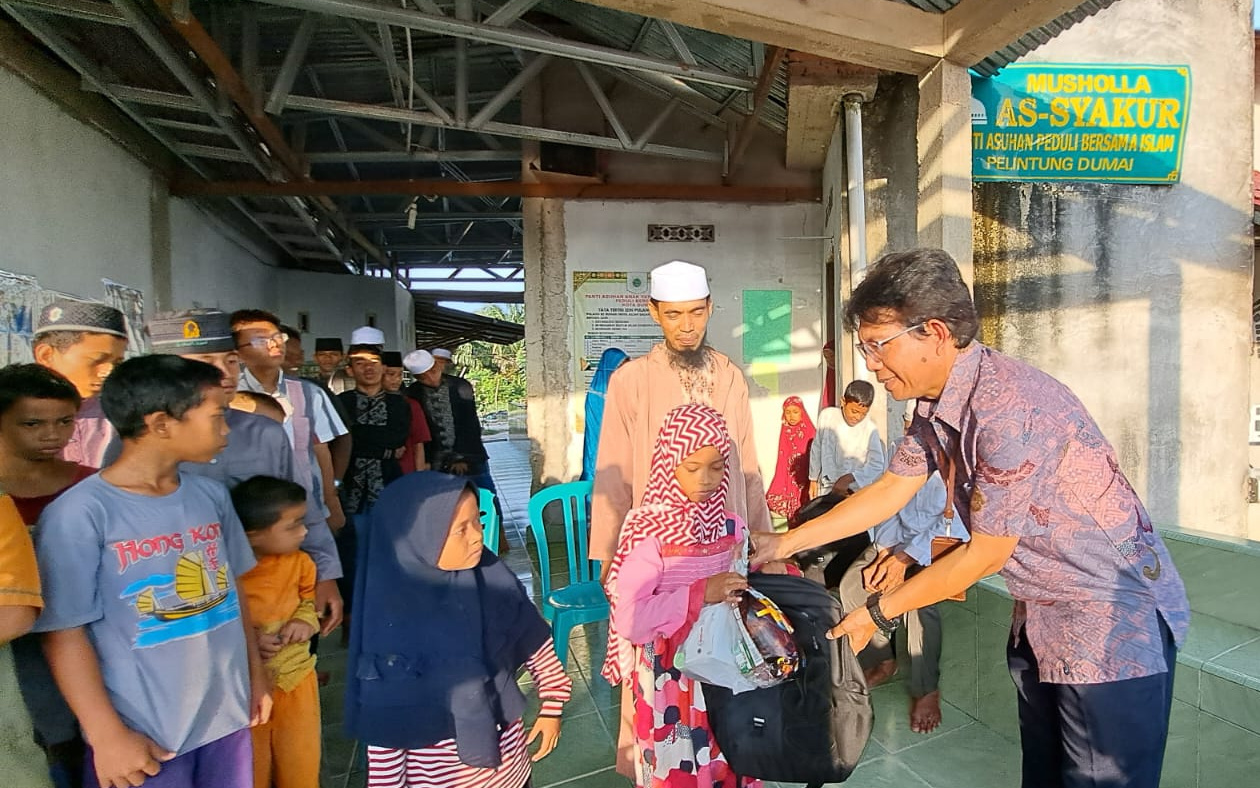 Program Charity From Work, PT KPI Unit Dumai Santuni Panti Asuhan Peduli Bersama