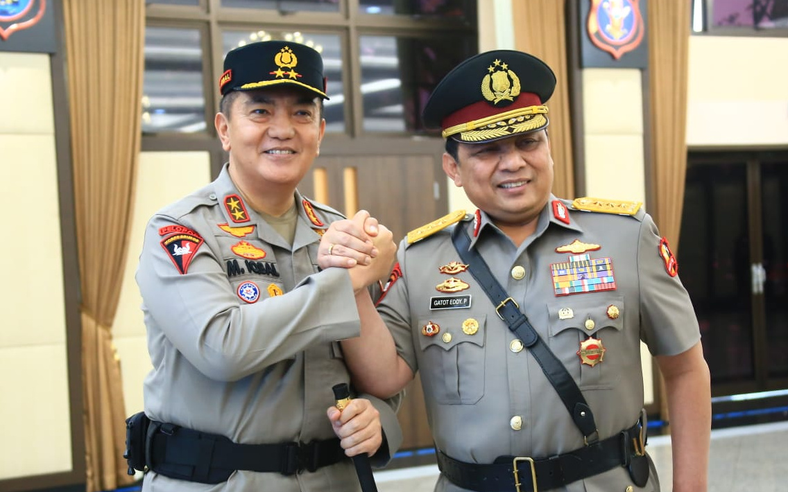 Kapolda Riau Hadiri Sertijab dan Tradisi Pengantar Tugas Wakapolri di Jakarta