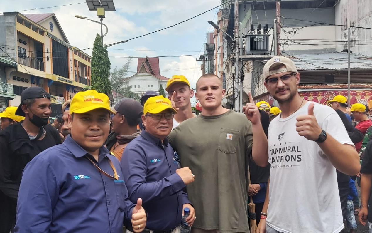 PLN Sukseskan Festival Bakar Tongkang di Bagansiapiapi