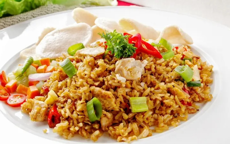 Berhasil Beli Sawah, Begini Tips Hemat Seorang Penjual Nasi Goreng