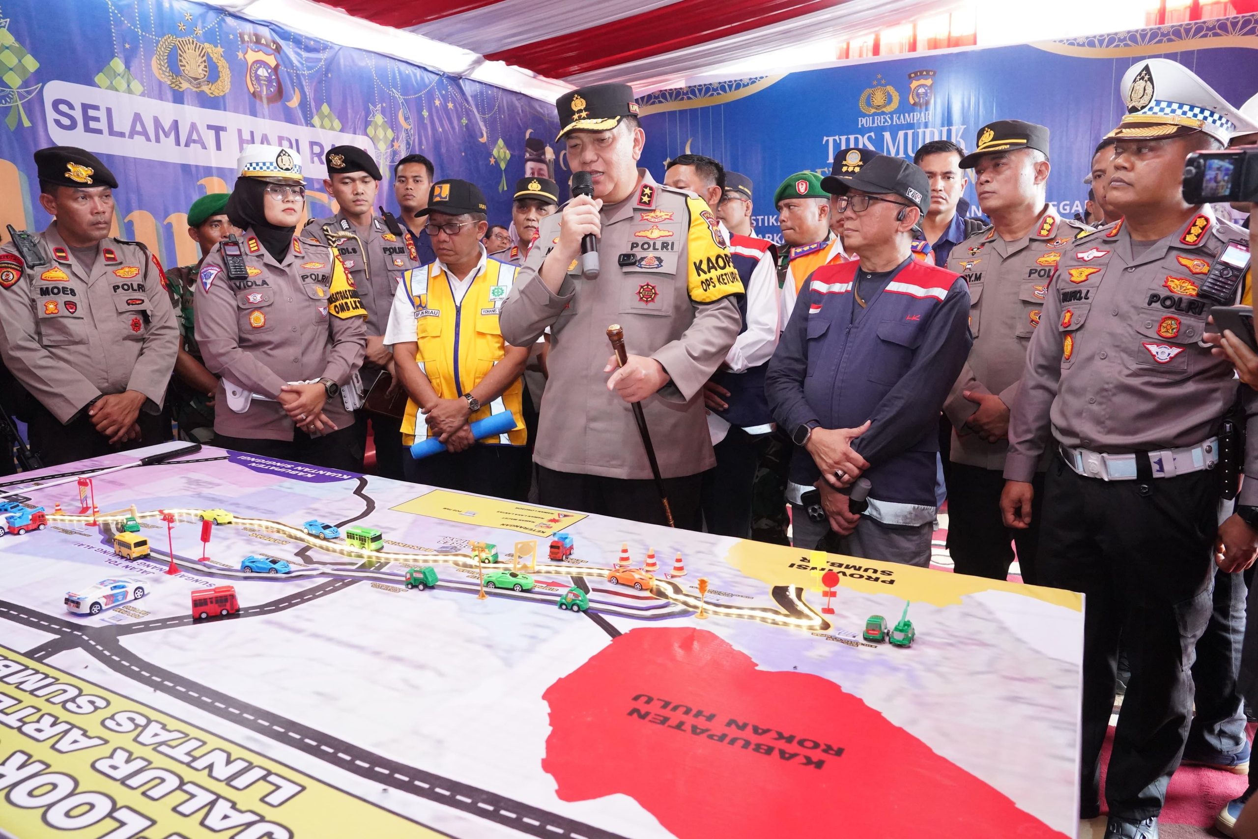 Pantau Puncak Arus Balik Lebaran 2024, Irjen.Pol. M. Iqbal : 38.150 unit kendaraan telah melintasi Tol Balik ke Pekanbaru
