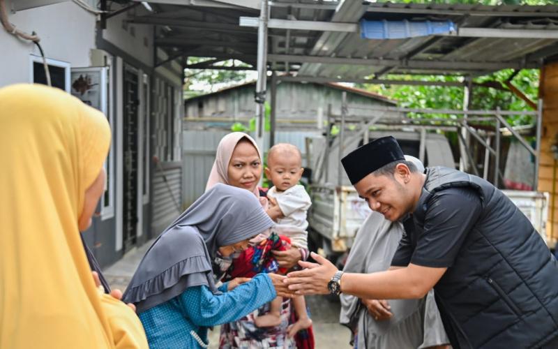 Anggota Dewan Kenda Guntara Turut Serta Berbagi Bersama Komunitas Gurupu