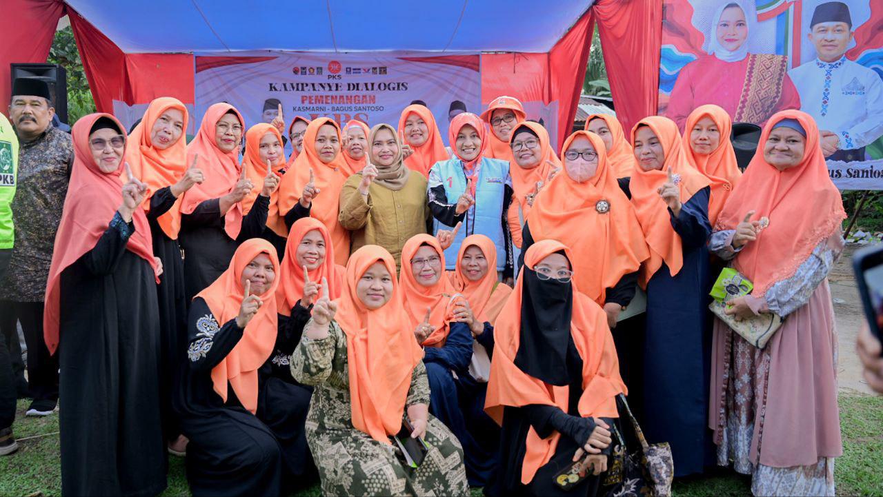 Pedagang Pasar Siap Dukung Kasmarni dan Bagus Santoso Satu Kali Lagi